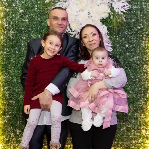 Recenzie pe Facebook oferită de Crina Marton - Botez - foto Găvenea