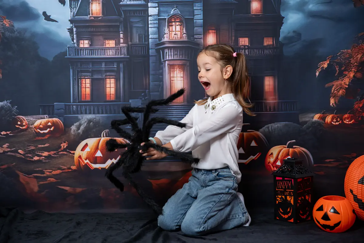 Sedinte foto de Halloween în studio Brașov - foto Găvenea